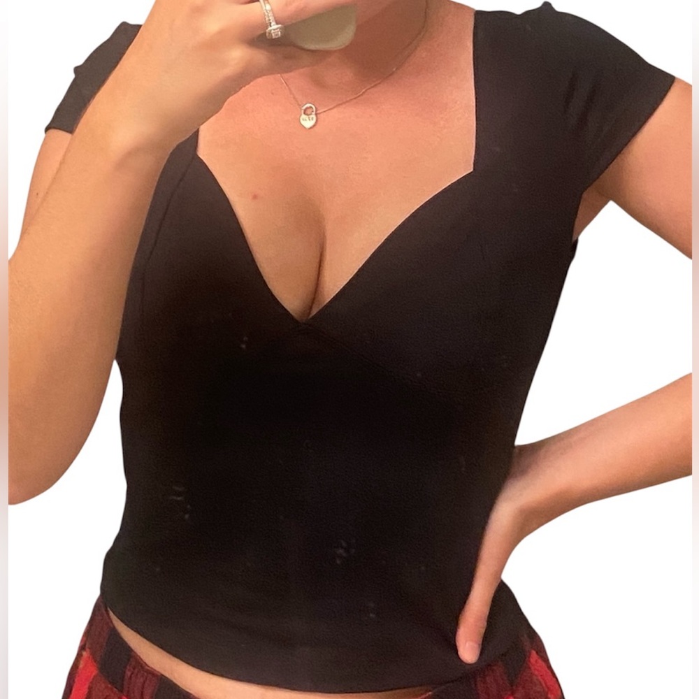 Black cup detailed going out top size small sexy goth elevated basic